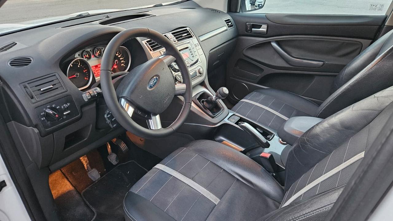 Ford Kuga 2.0 TDCi 136CV 4WD Titanium