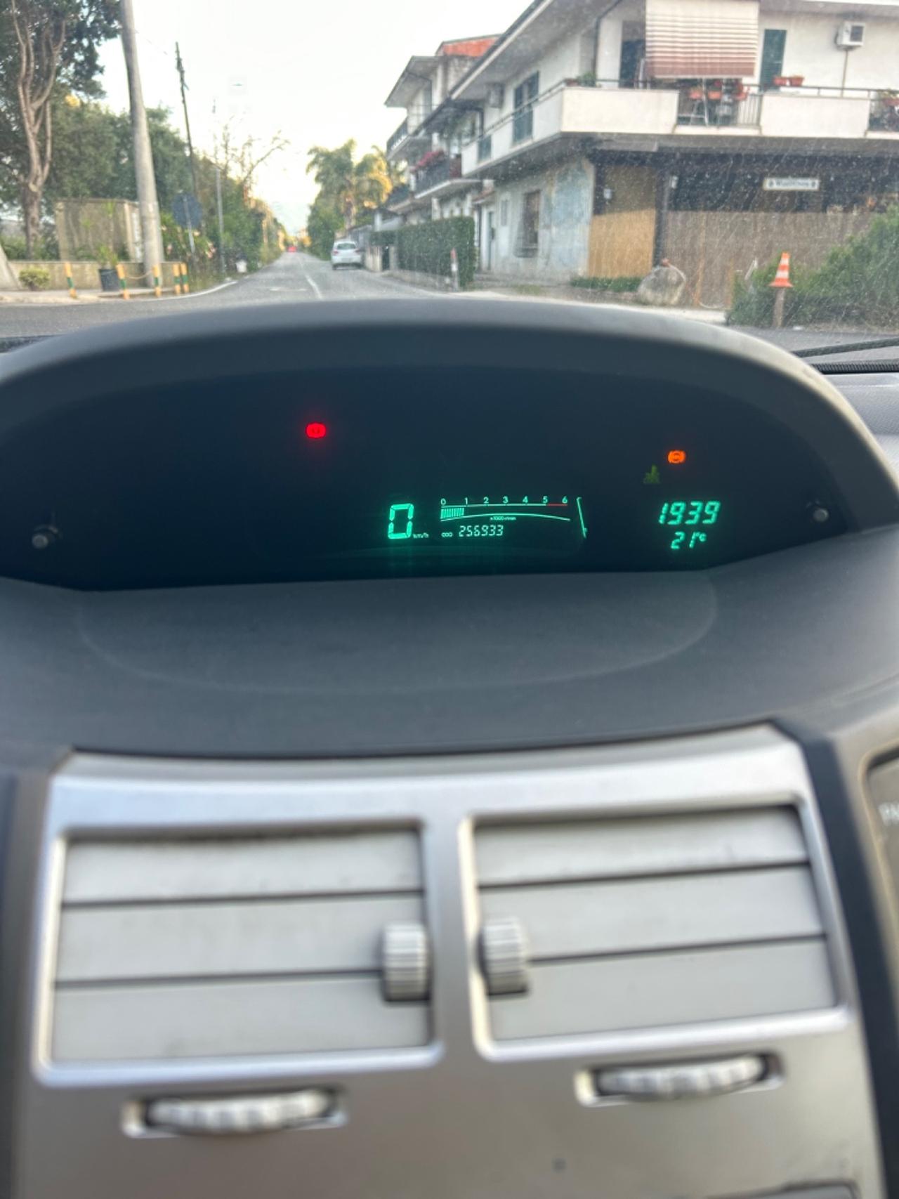 Toyota Yaris 1.4 D-4D 5 porte