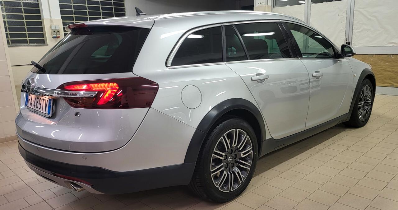 Opel Insignia 2.0 BiTurbo195CV CDTI 4x4 aut. Country Tourer SW