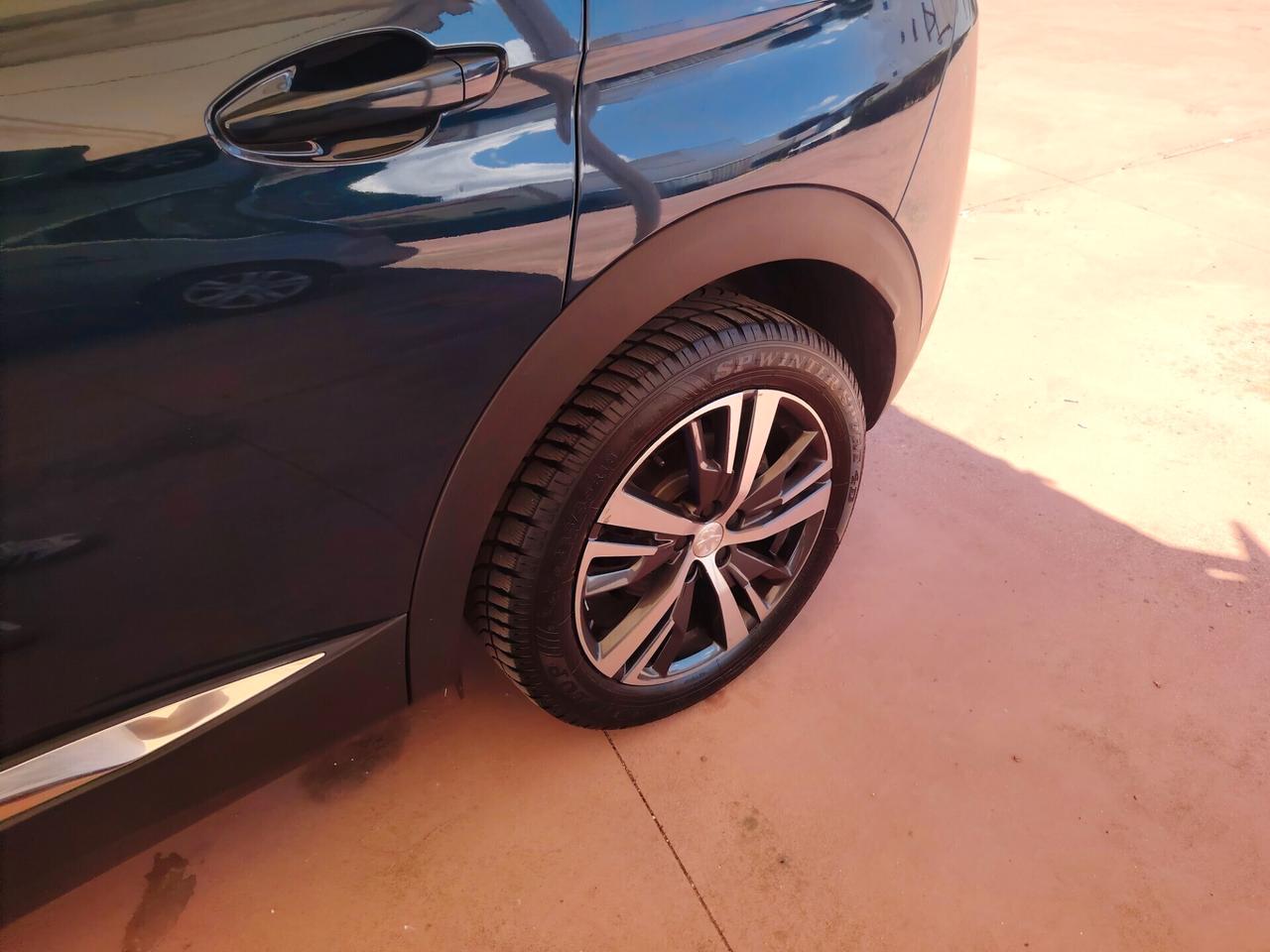Peugeot 3008 BlueHDi 130 S&S Allure restyling 2021