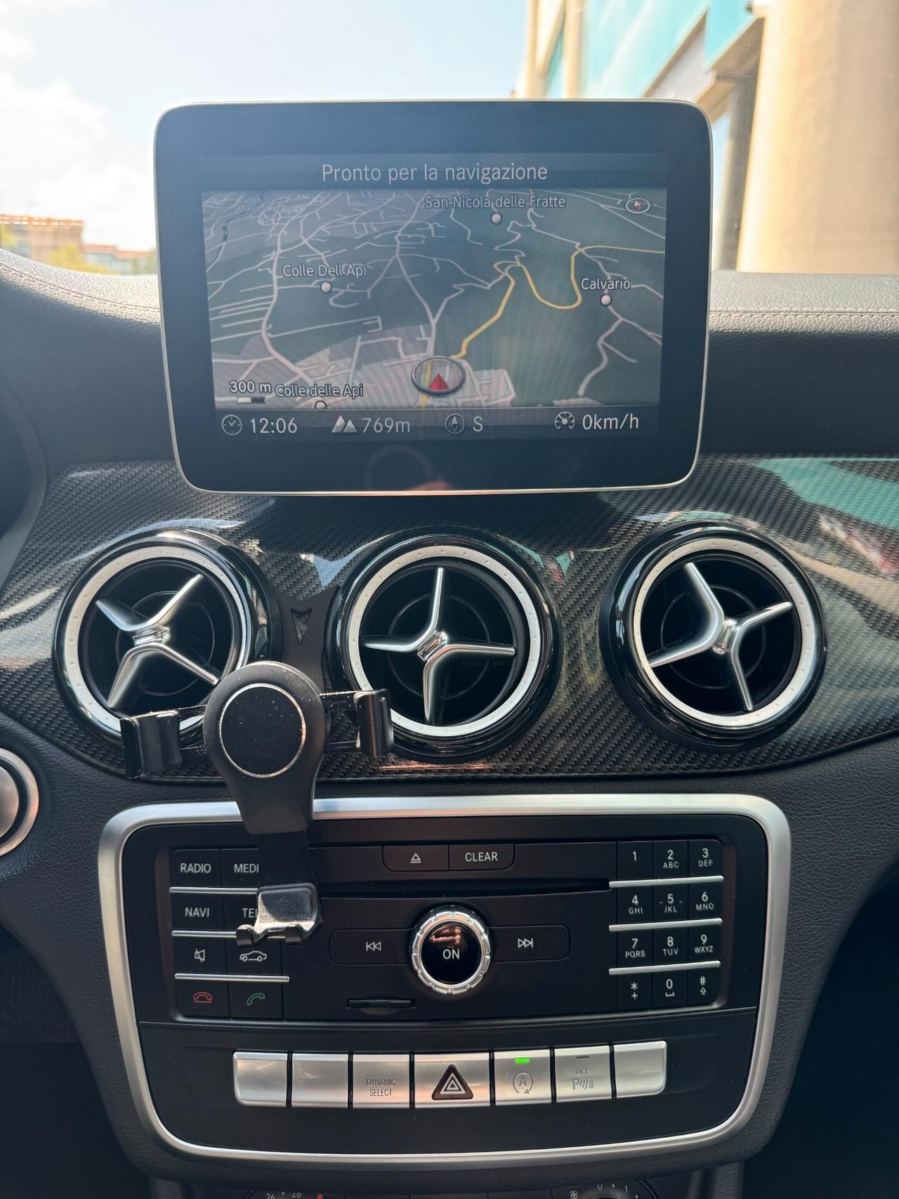 Mercedes-benz CLA 200 AMG