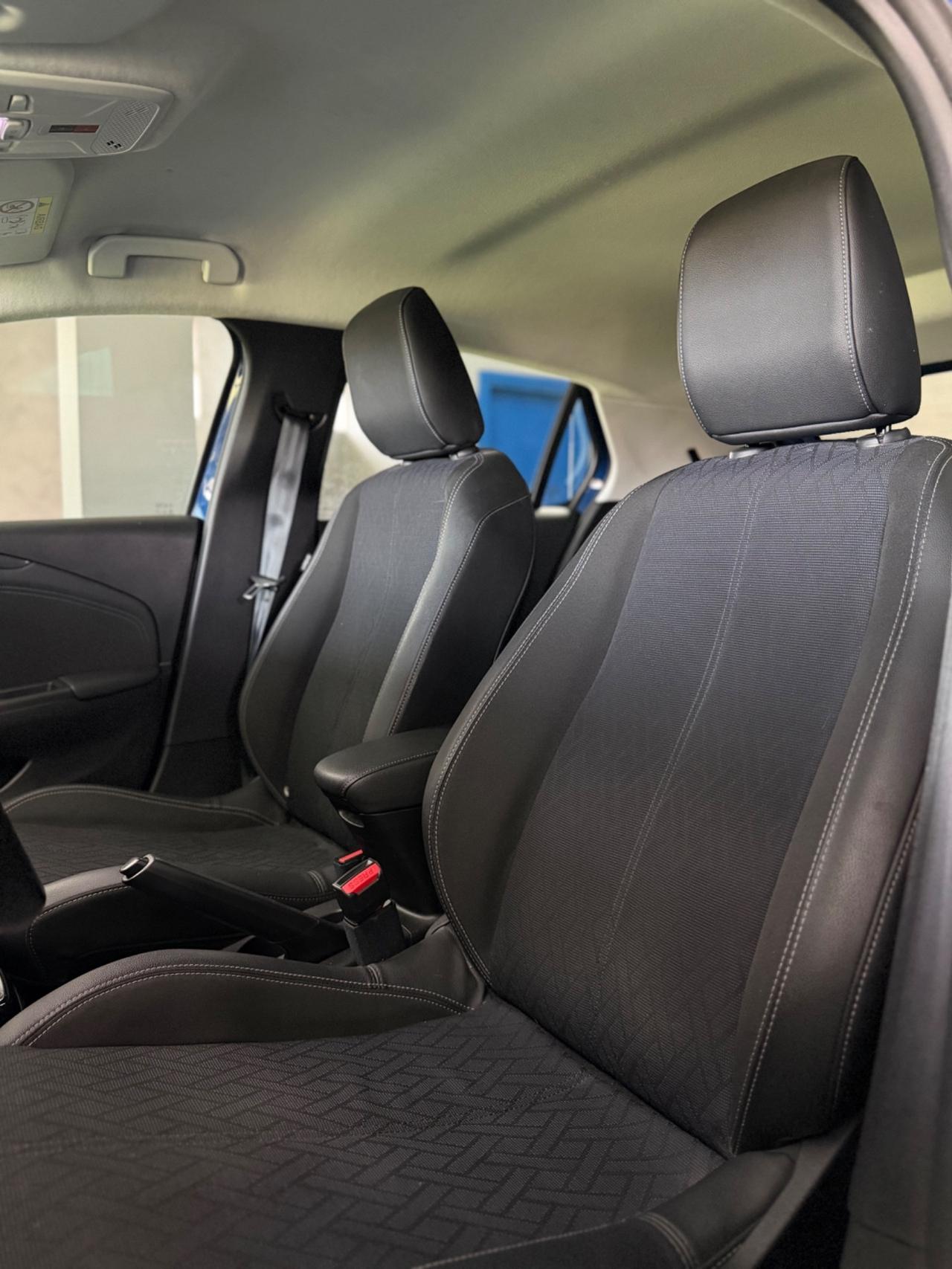 Opel Corsa 1.5 D 100 CV GS Line