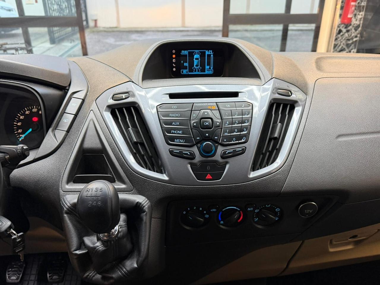 Ford Transit Custom 300 2.2 TDCi 155CV titanium