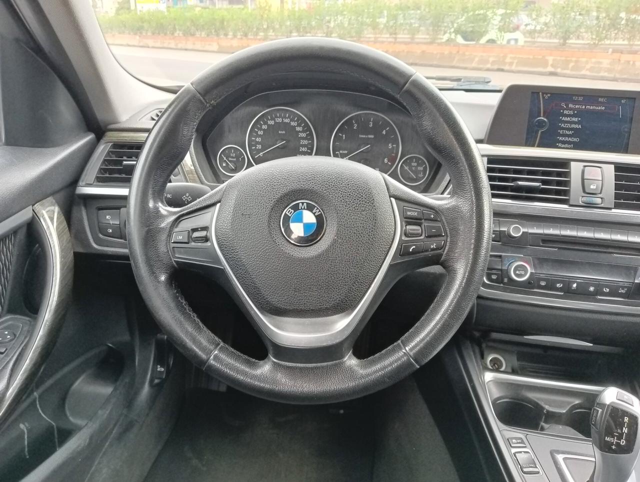 Bmw318d 143Cv Touring Luxury Automatica