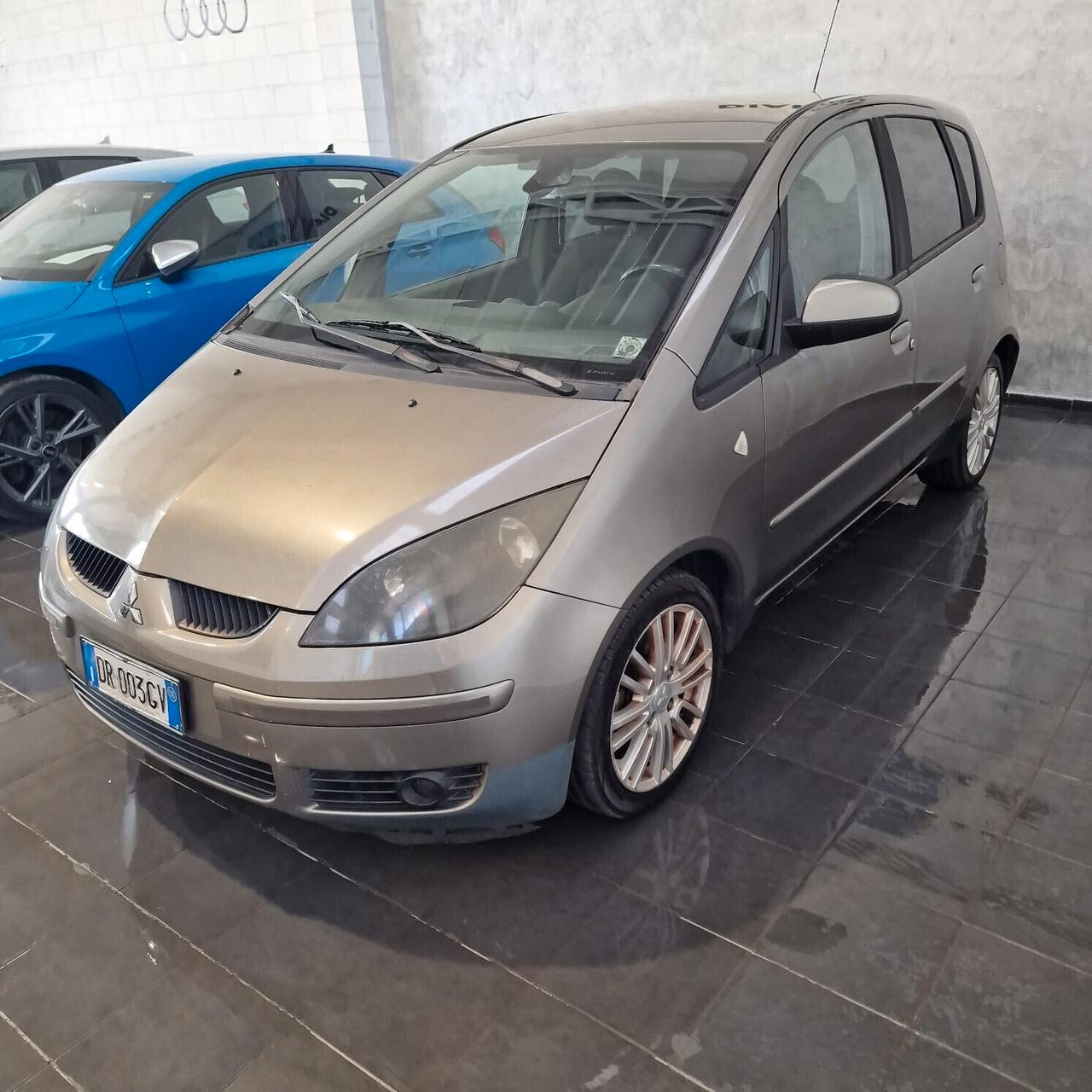Mitsubishi Colt 1.3 16V 5p. Insport