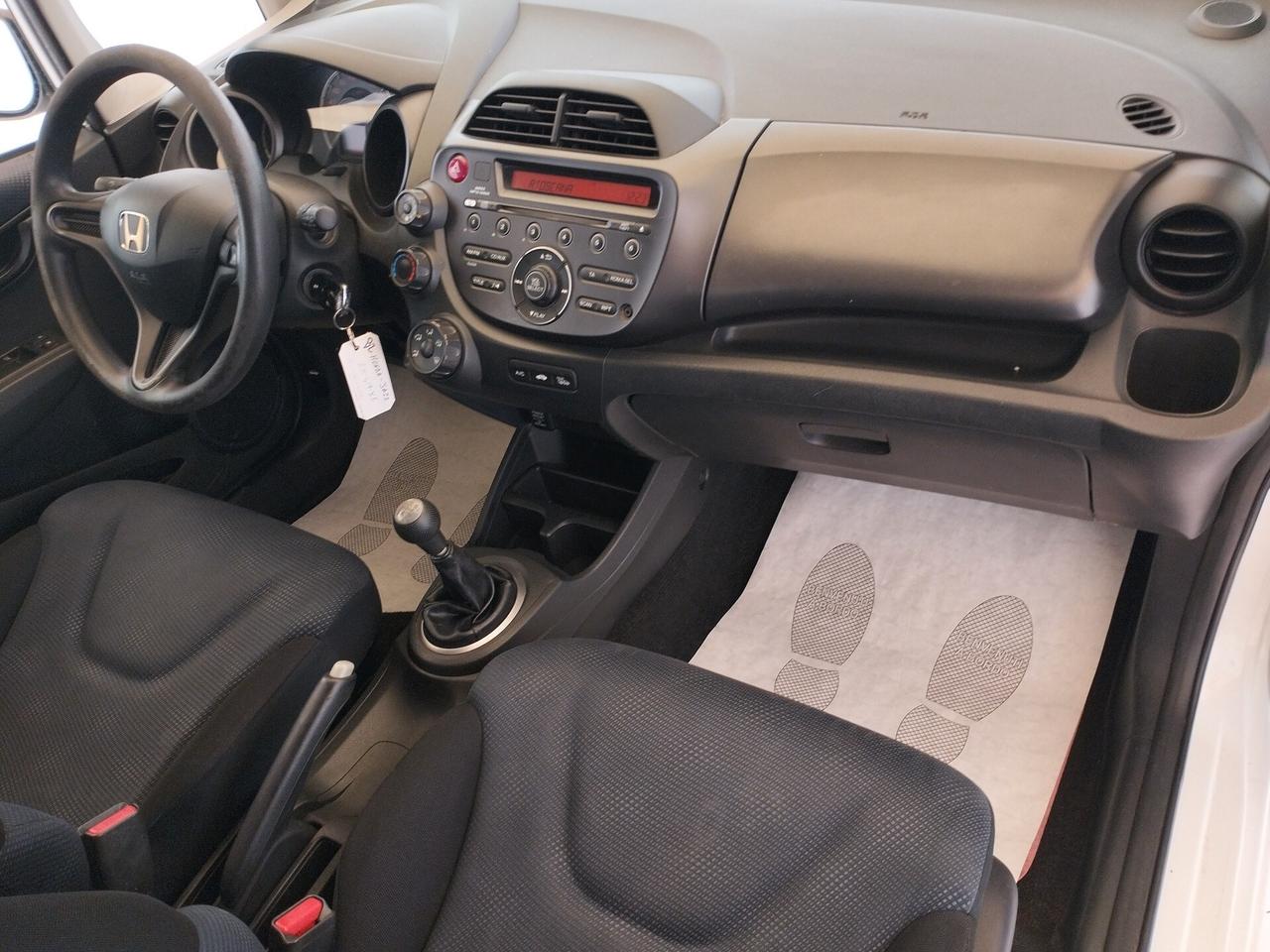 Honda Jazz 1.2 i-VTEC Trend - NEOPATENTATI