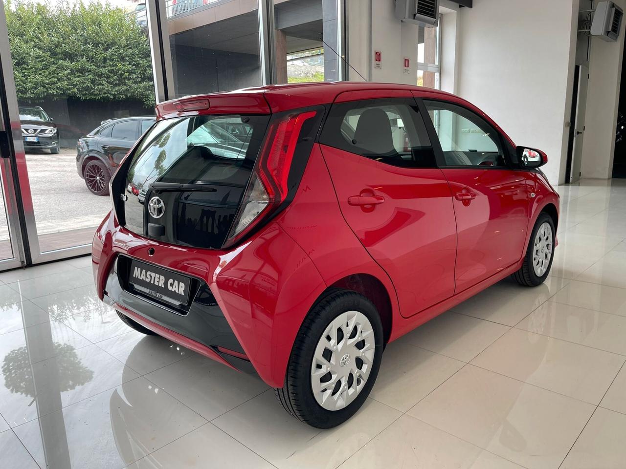 Toyota Aygo 1.0 VVT-i 72 CV 5 porte x-cool