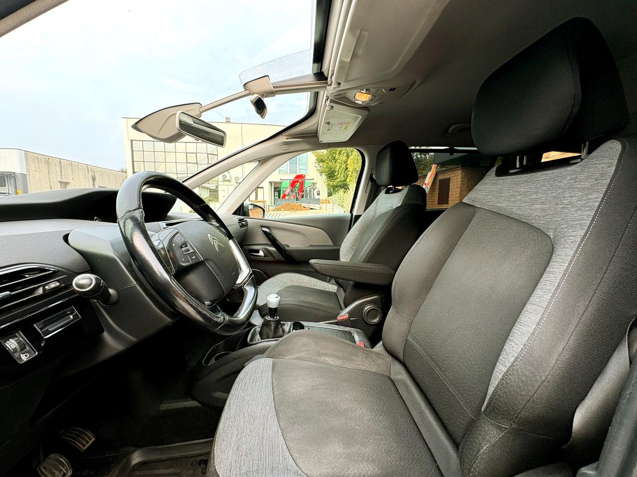 CITROEN C4 Gr. PICASSO 1.6D 6m- 10800km-7POSTI-2018
