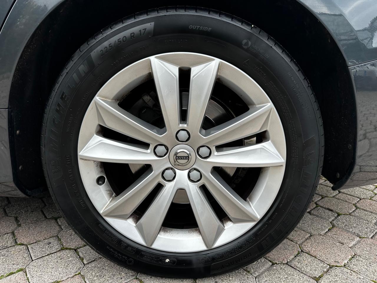 Volvo V60 D3 Geartronic R-design