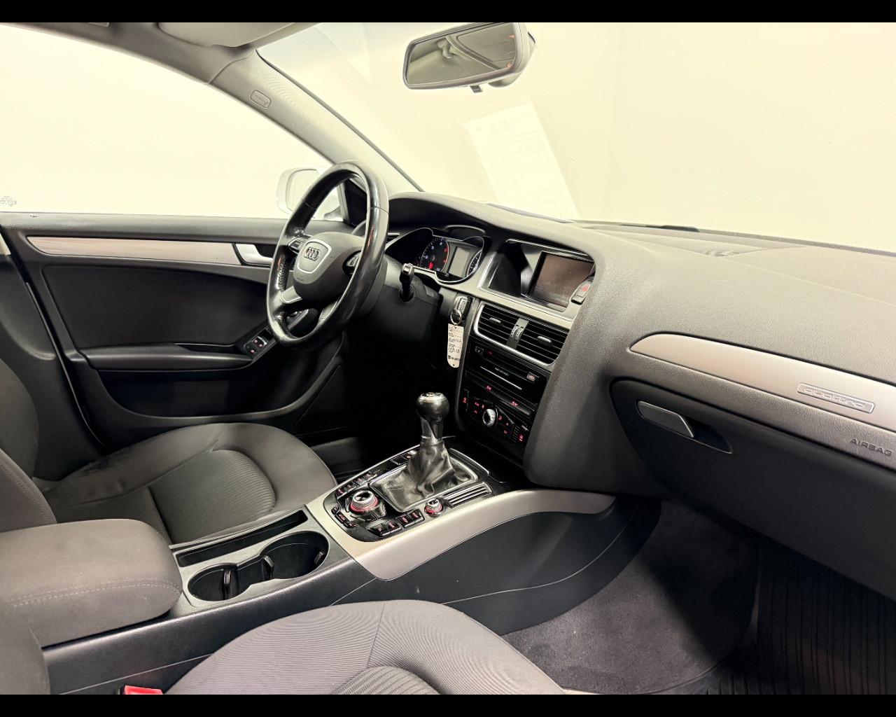 AUDI A4 AVANT 2.0 TDI QUATTRO ADVANCED