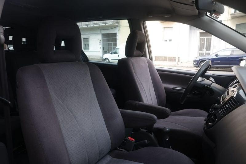 Mazda MPV Mazda MPV 2.0 TD CD Executive 7P 100KW ANNO 2003