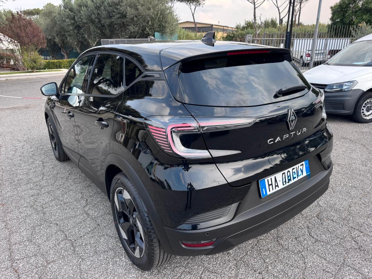 Renault Captur Mild Hybrid 160 CV EDC Techno