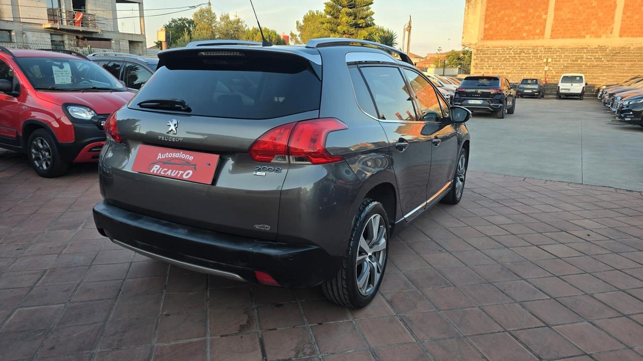 Peugeot 2008 1.6 e-HDi 92 CV Stop&Start Urban Cross