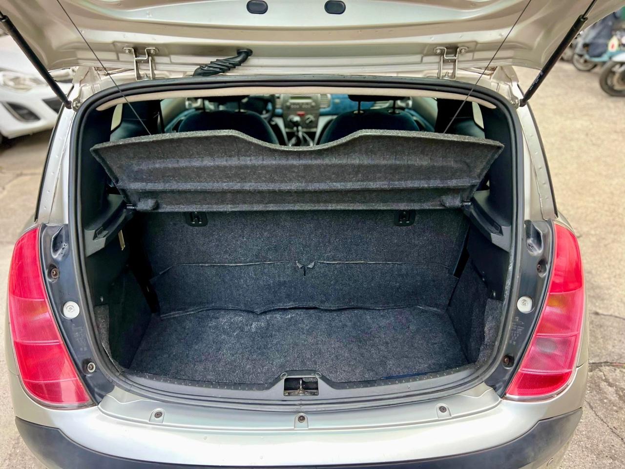Lancia Ypsilon 1.2 60cv Argento Euro4