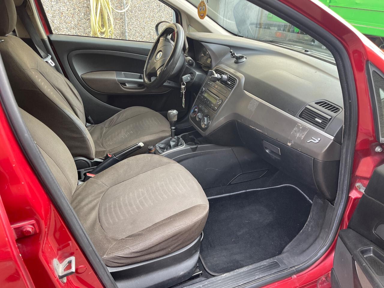 FIAT GRANDE PUNTO 1.3 MTJ NEOPATENTATI