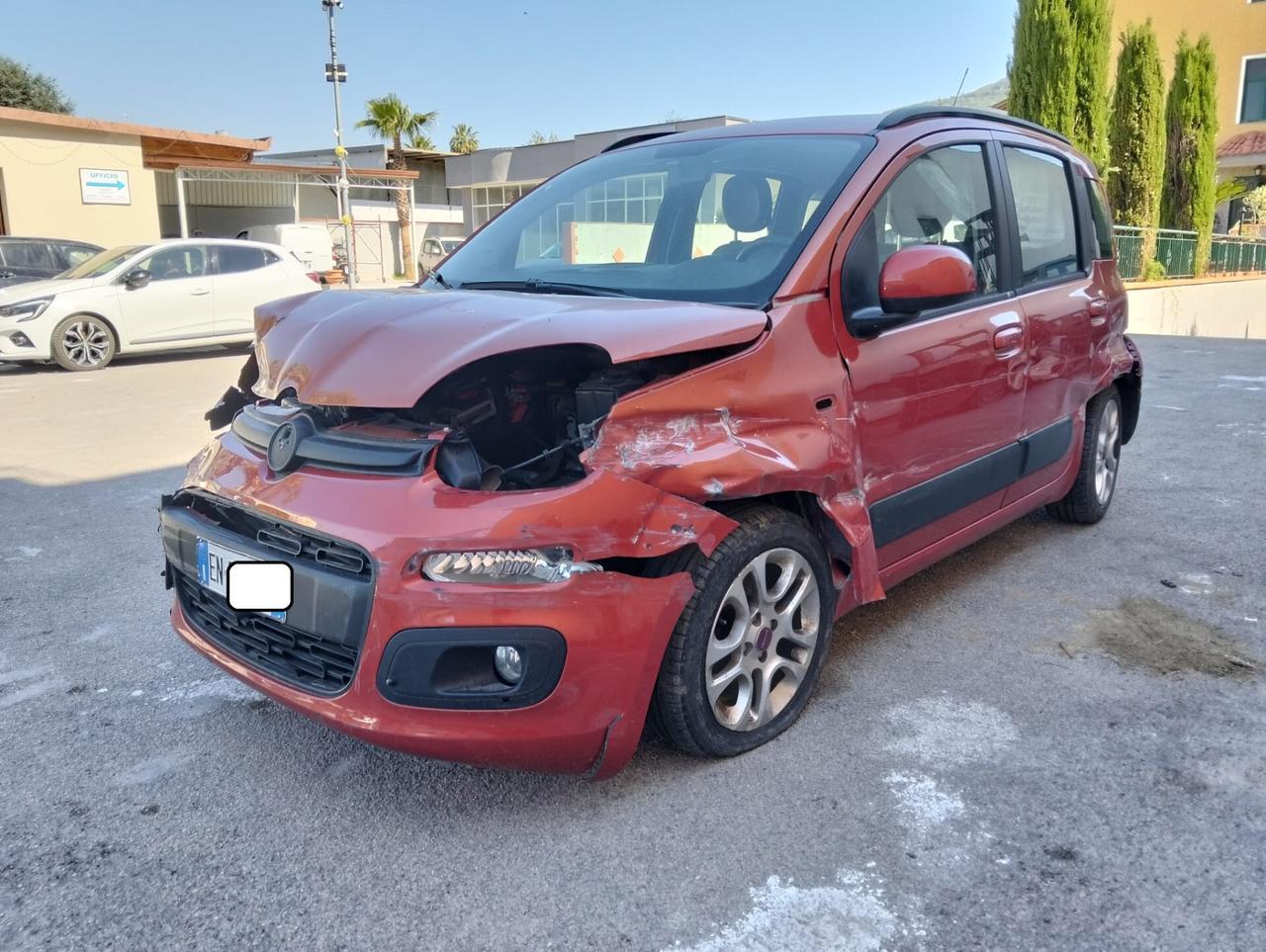 Fiat Panda 1.2 Lounge 2012 SINISTRATA KM 45.000!!!!