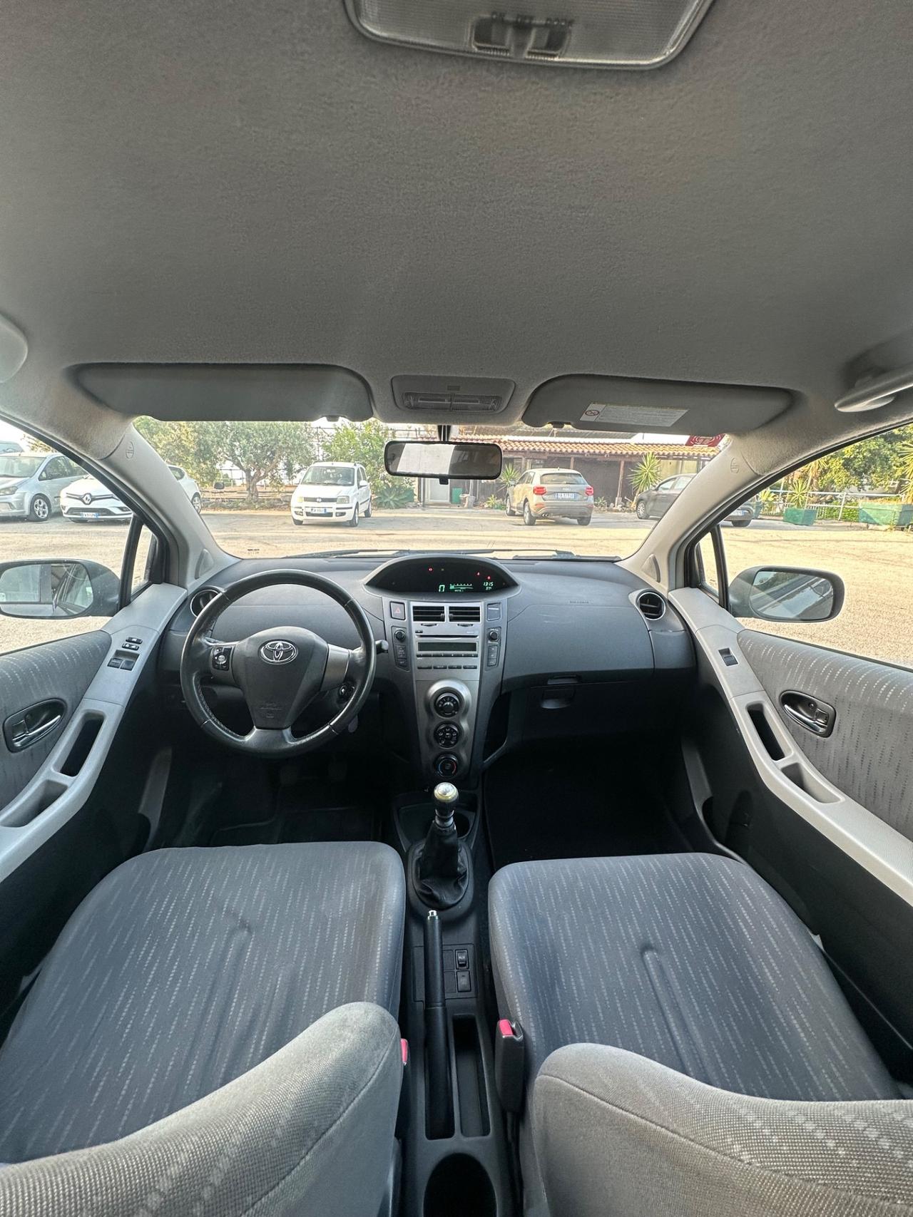 Toyota Yaris 1.3 5 porte Sol