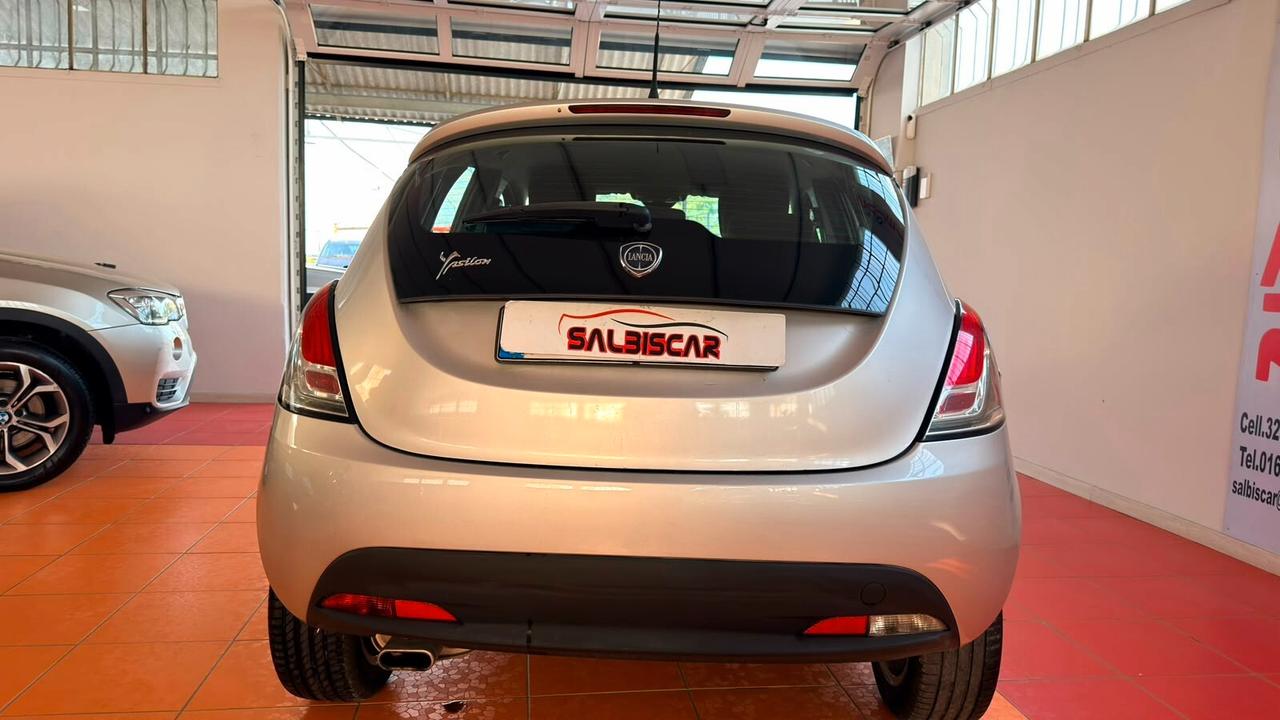 Lancia Ypsilon 1.2 69 CV 5 porte S&S Gold