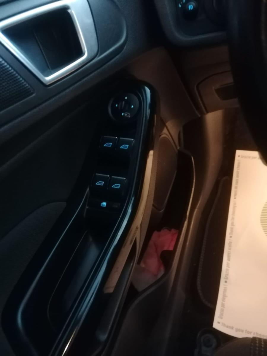 FORD - Fiesta - 1.5 TDCi 75 CV 5p. Titanium