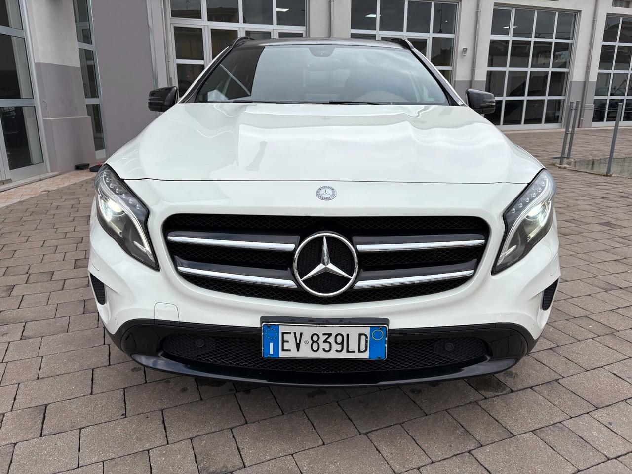 Mercedes-benz GLA 220 CDI Automatic 4Matic Premium