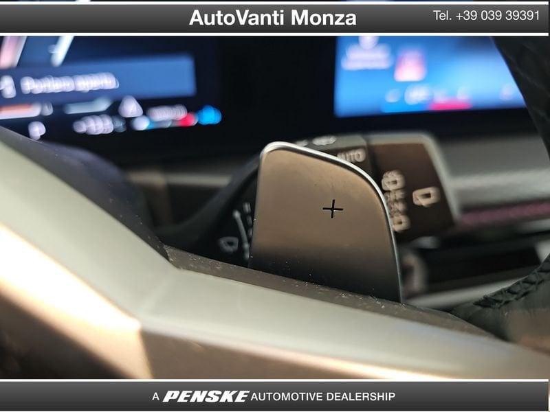 BMW Serie 3 318d Touring mhev 48V MSport auto con gancio traino
