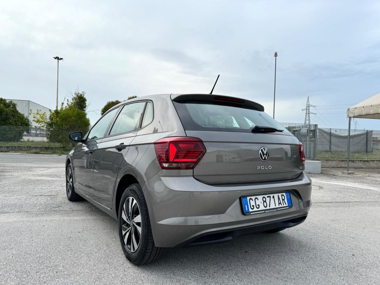 VOLKSWAGEN POLO Comfortline TGI Metano-Carplay