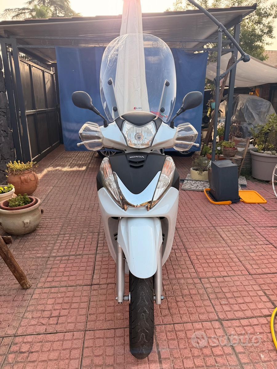 Sh 300