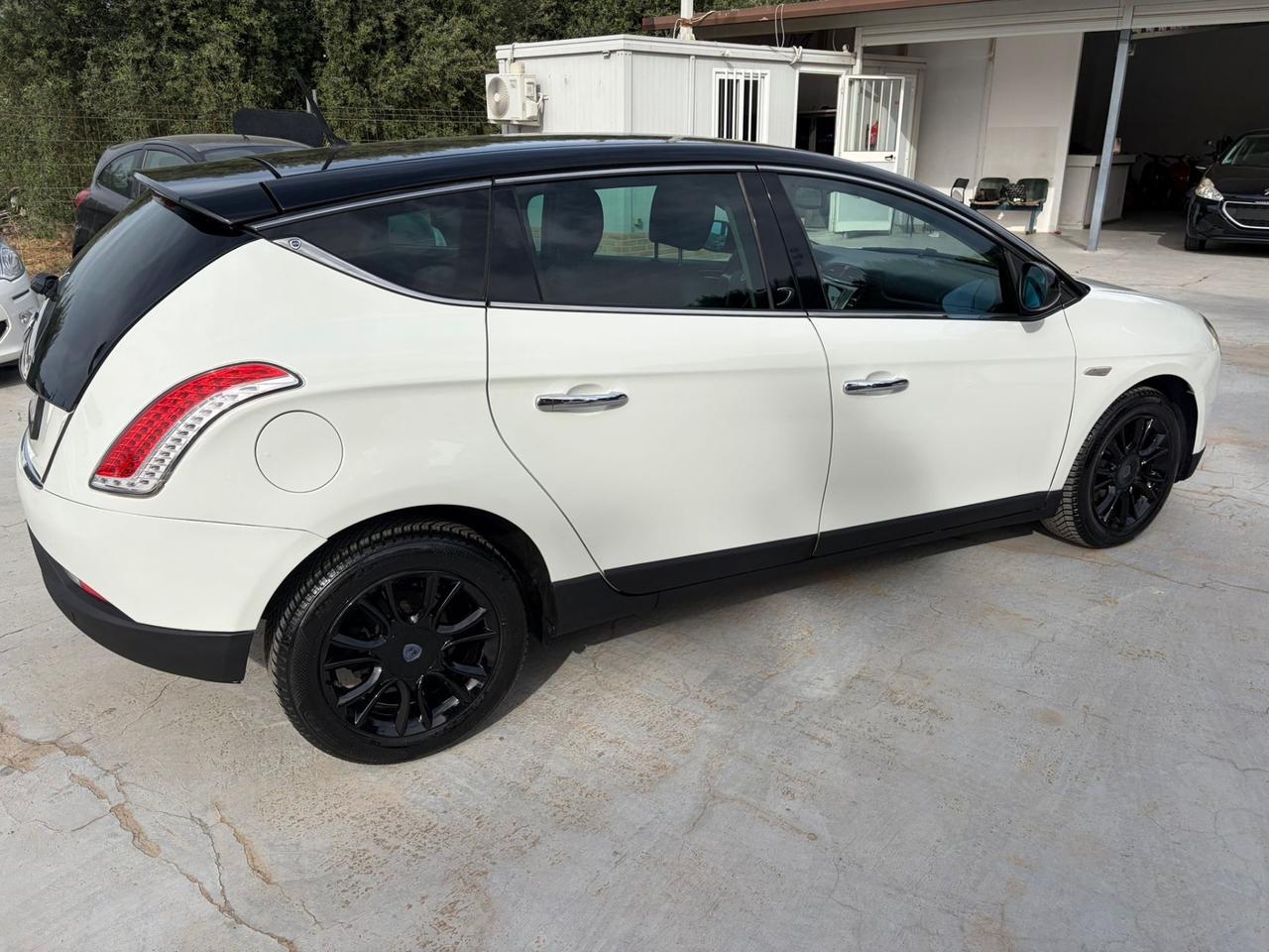 Lancia Delta 1.6 MJT DPF Selectronic Platinum