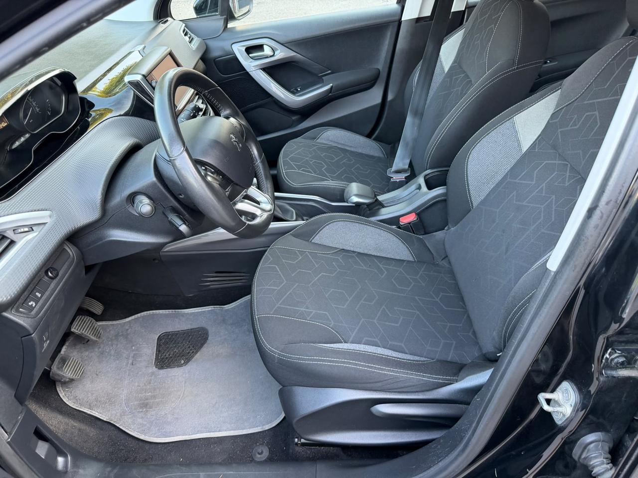 Peugeot 2008 PureTech 82 Allure