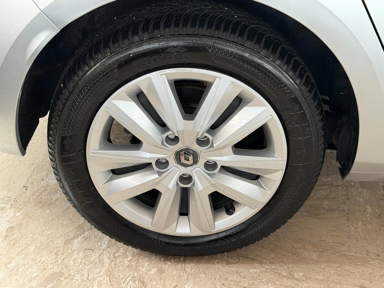 Renault Megane Sporter 1.5 BLUEDCI 115 cv. BUSINESS (Nav)