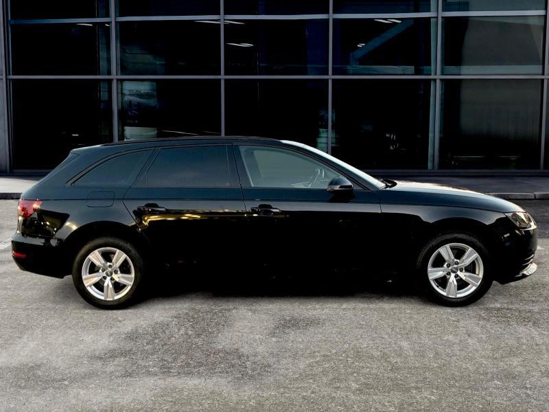 Audi A4 Avant 2.0 tdi 150 CV Sport s-tronic