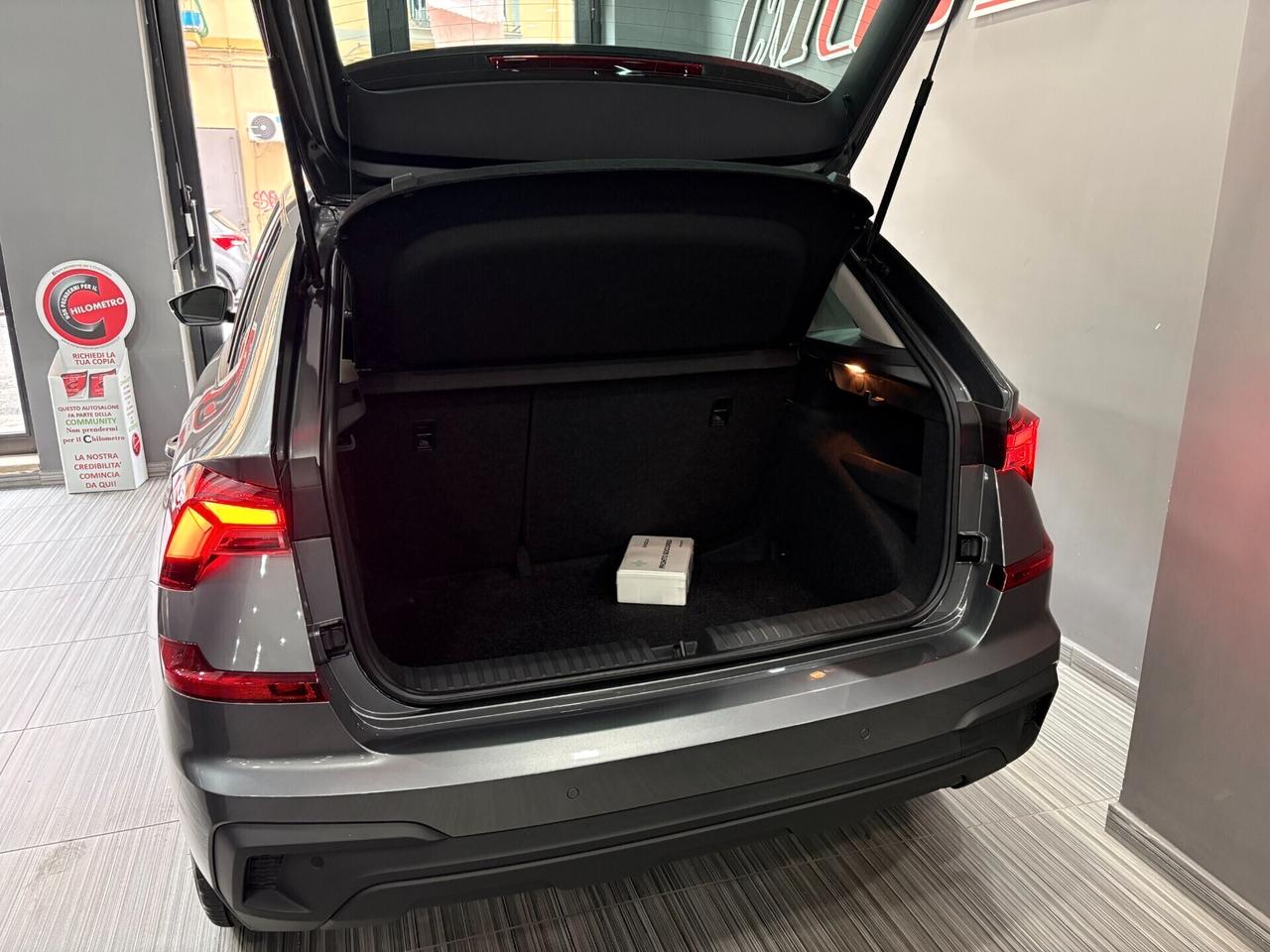 Skoda Kamiq 1.0 TSI 115cv DSG Automatica Black Dots ITALIANA