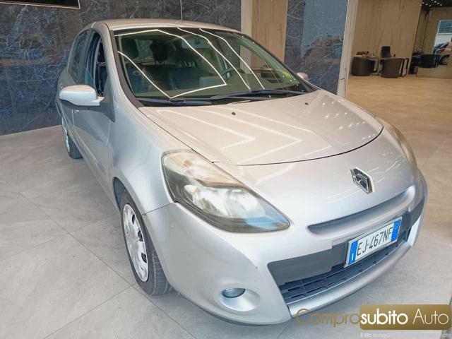 RENAULT Clio 1.2 16V 5 porte Dynamique