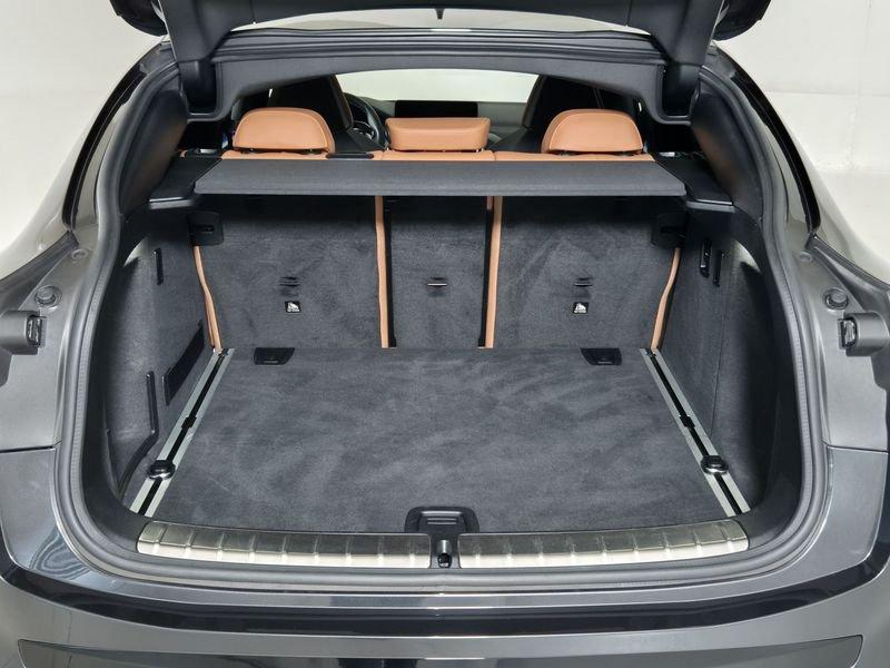 BMW X4 G02 2021 xdrive M40d mhev 48V auto