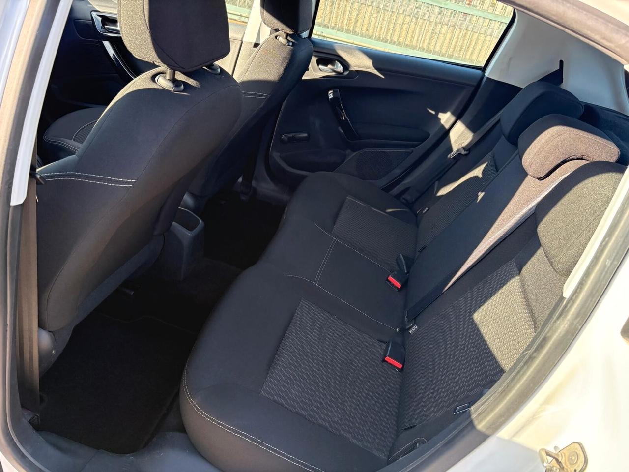 Peugeot 208 1.5 BlueHDi 100Cv 5porte Active
