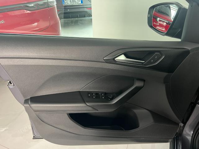VOLKSWAGEN T-Cross 1.0 TSI Life 5 speed 4 doors