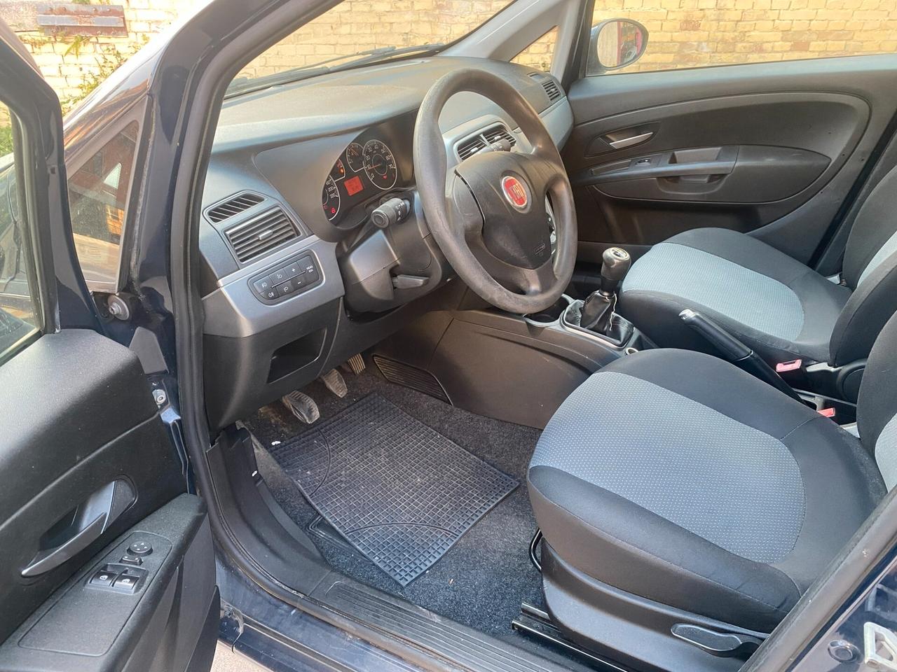 Fiat Punto 1.3 MJT II 75 CV 5 porte Easy