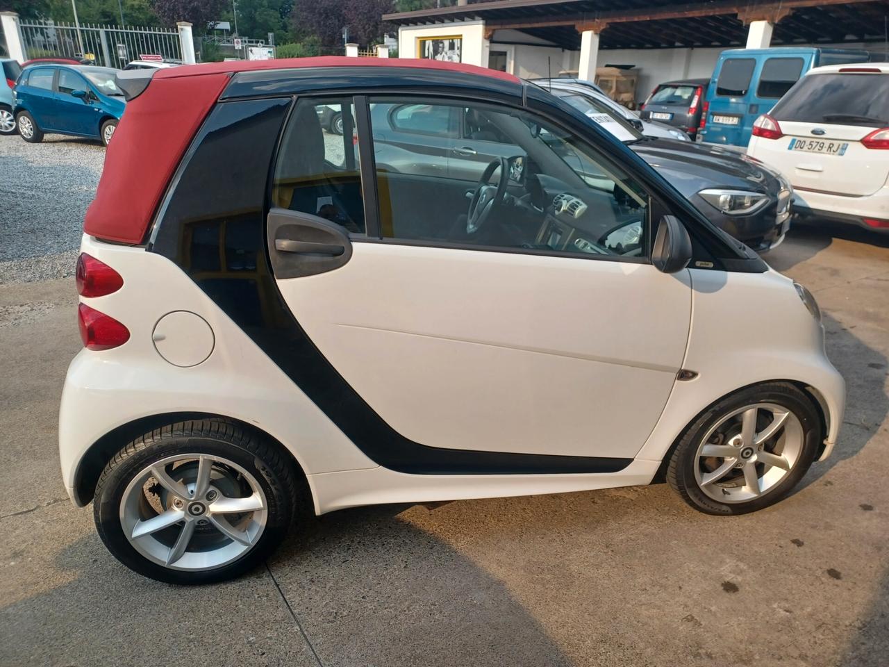 Smart ForTwo 1000 62 kW cabrio pulse SERVOSTERZO NAVIGATORE