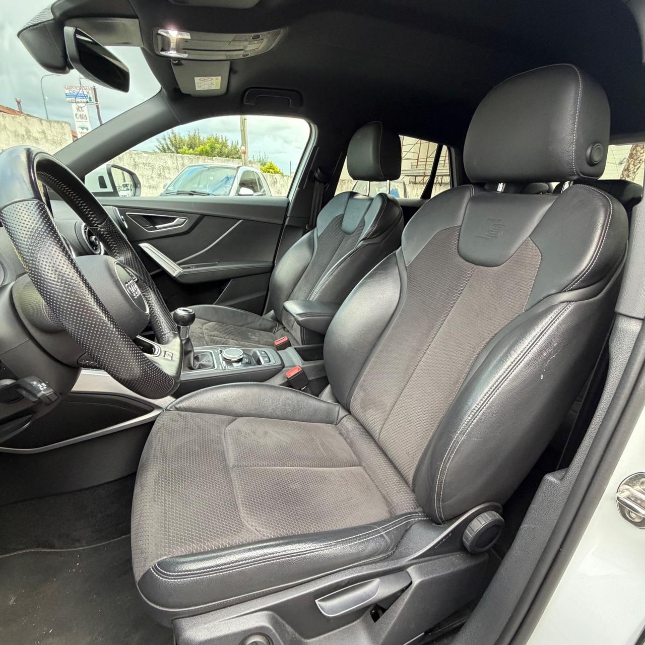 Audi Q2 1.6 TDI S-LINE FULL