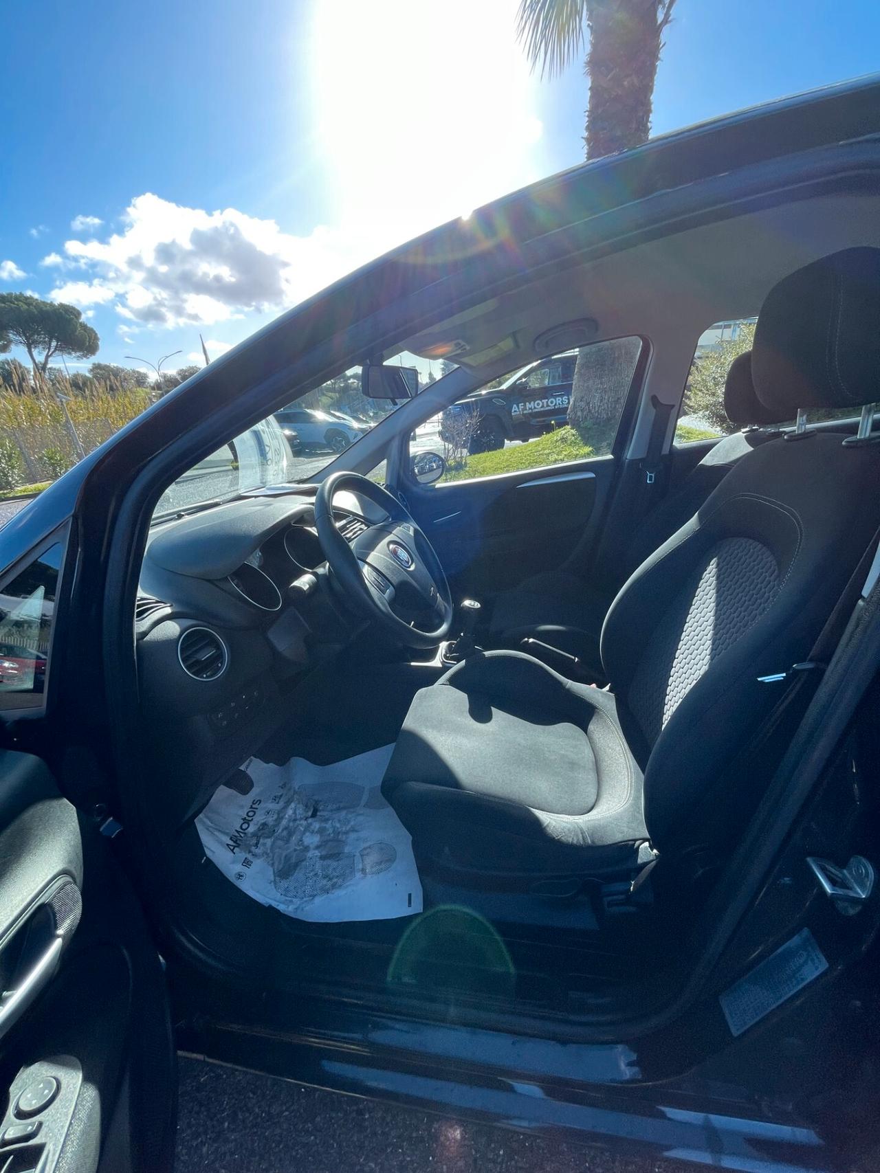 Fiat Punto 1.3 MJT II S&S 95 CV 5 porte Street