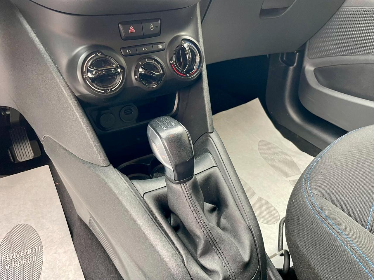 Peugeot 208 1.2 PureTech 82cv Signature