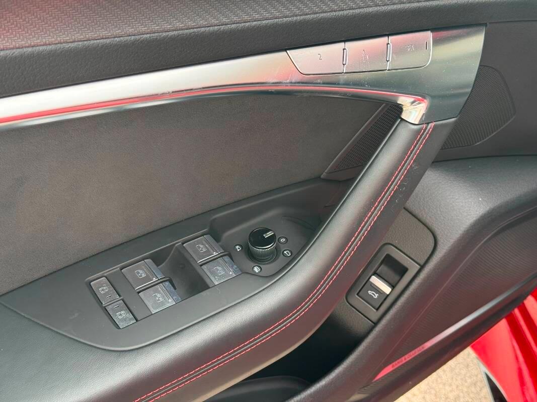 Audi A6 Avant RS6 4.0 mhev quattro tiptronic