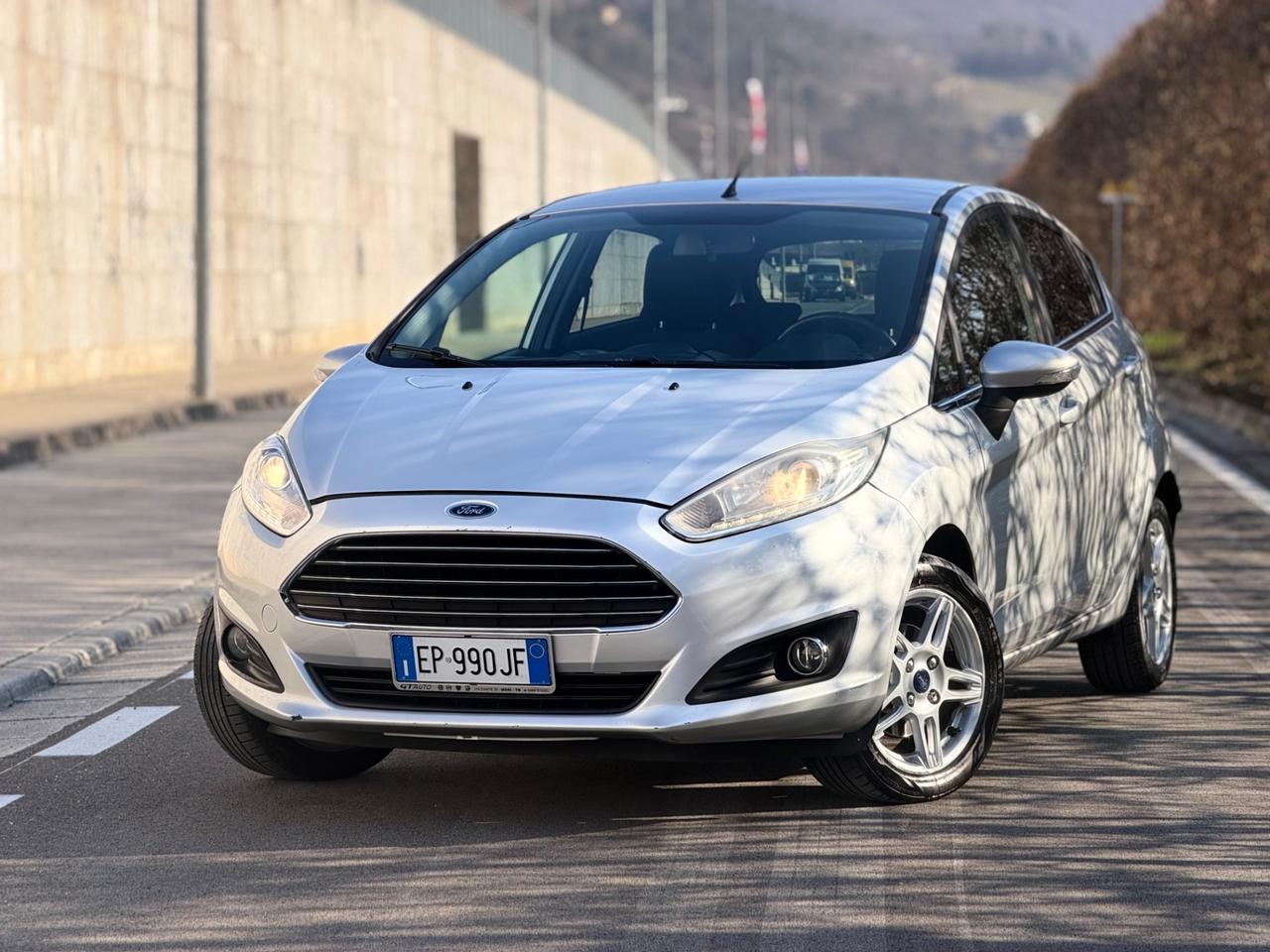 Ford Fiesta 1.0 80CV 5 porte Titanium OK NEOPATENTATI