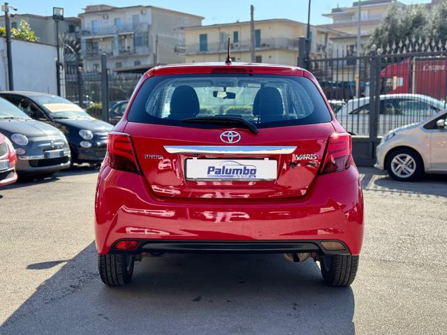 TOYOTA Yaris 1.0 5 porte Lounge PARI AL NUOVO