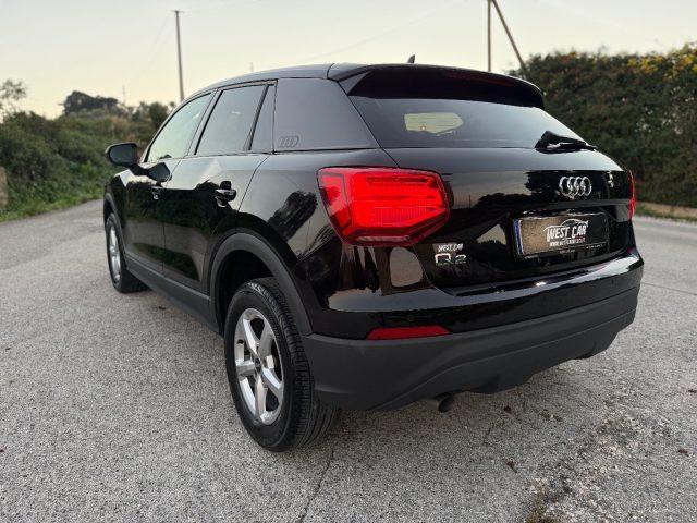 AUDI Q2 30 TDI Identity Black