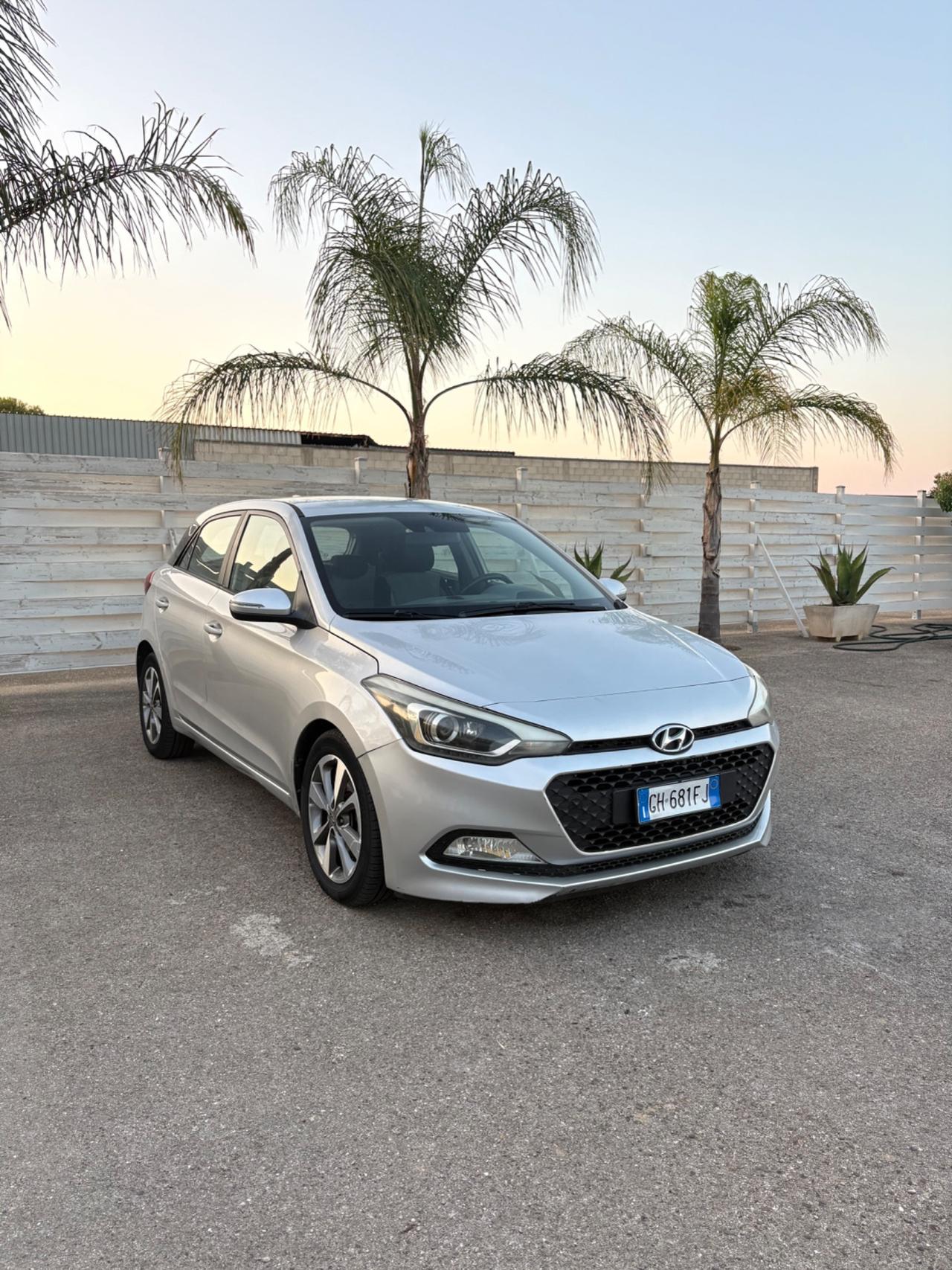 Hyundai i20 1.1 diesel 5 porte in pronta consegna