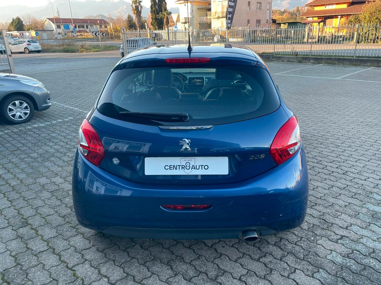 Peugeot 208 1.2 VTi 82 CV 3 porte Allure