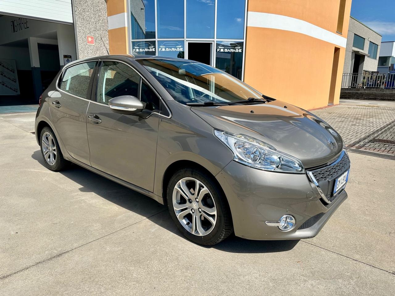 Peugeot 208 1.2 VTi 82 CV 5 porte Access