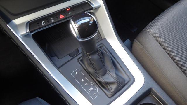 AUDI Q3 35 TDI Quattro S-Tronic Business