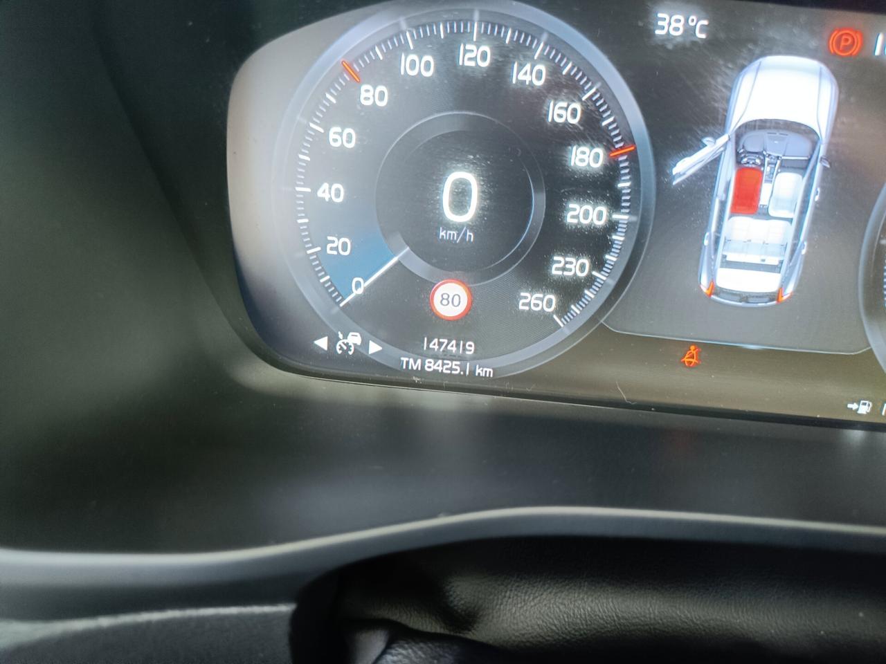 Volvo XC40 D3 AWD Geartronic Momentum Pro
